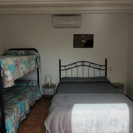 Llar De Laura Villa El Poble Nou del Delta Exteriör bild