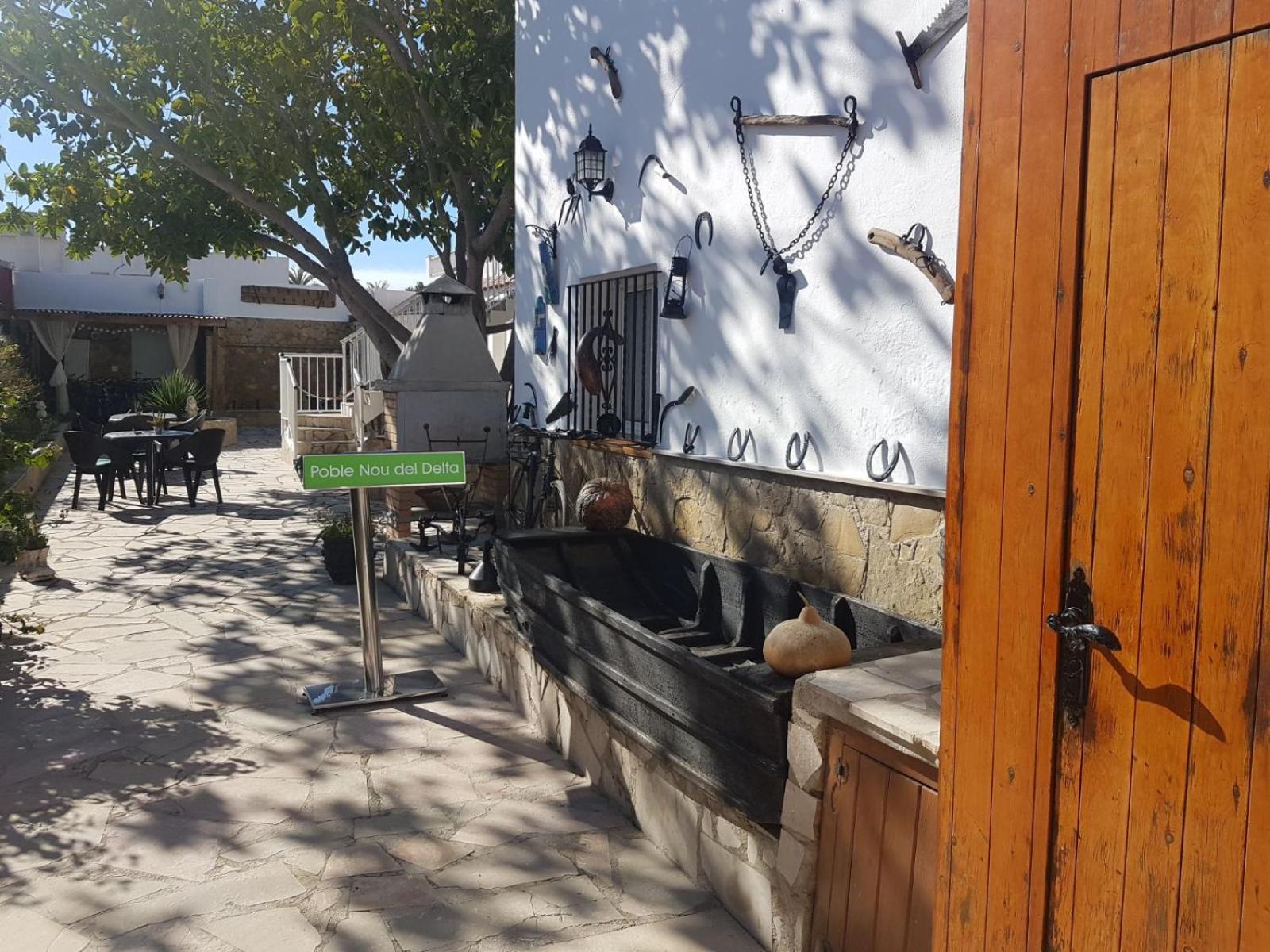 Llar De Laura Villa El Poble Nou del Delta Exteriör bild